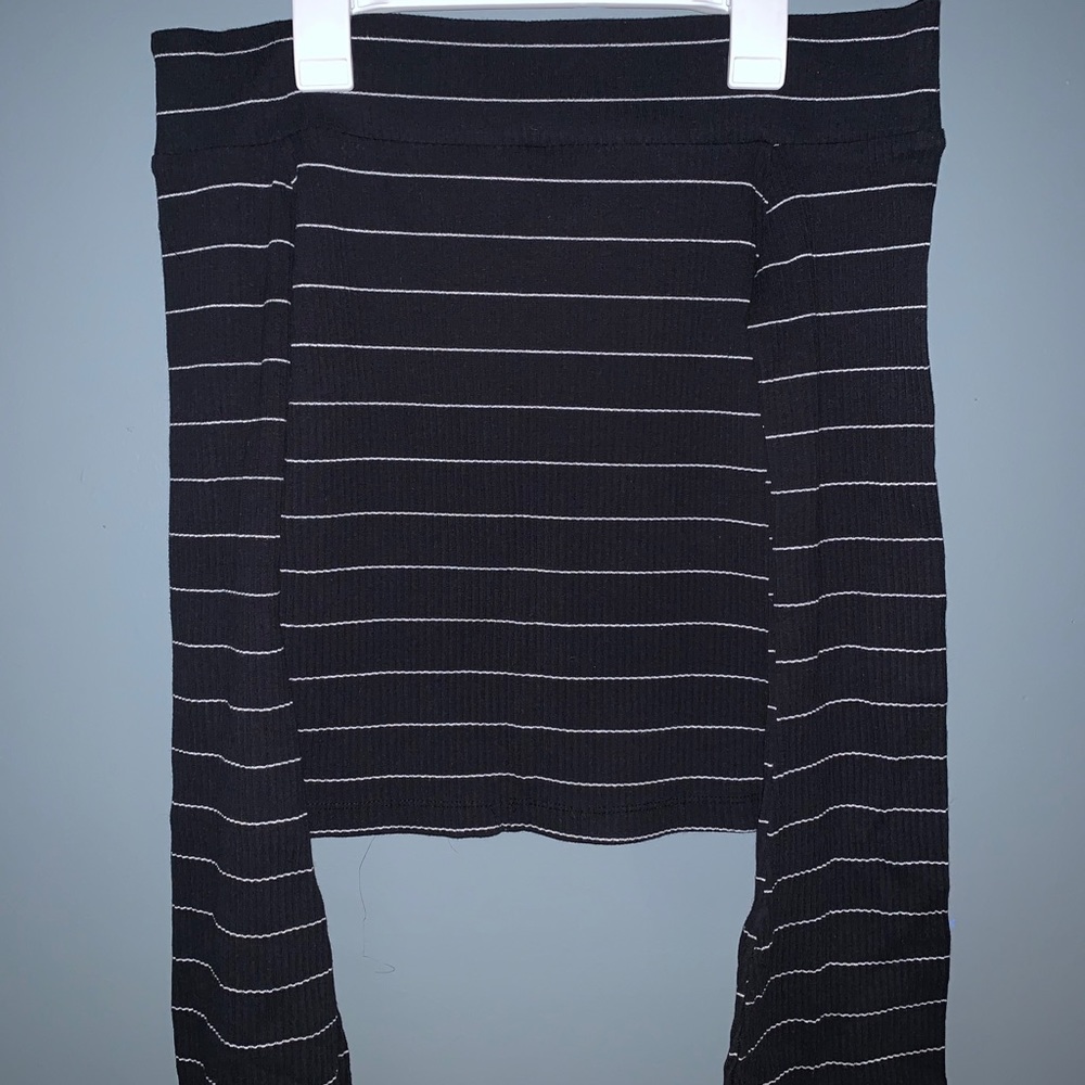 Off the shoulder long sleeve shirt, pacsun med